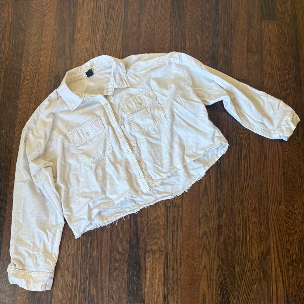 Wild fable white cropped button up